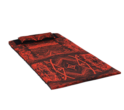 Colchoneta Flotante Roja Camuflada para Mar, Piscina y Río – Flotador Acolchado Enrollable | KROBI